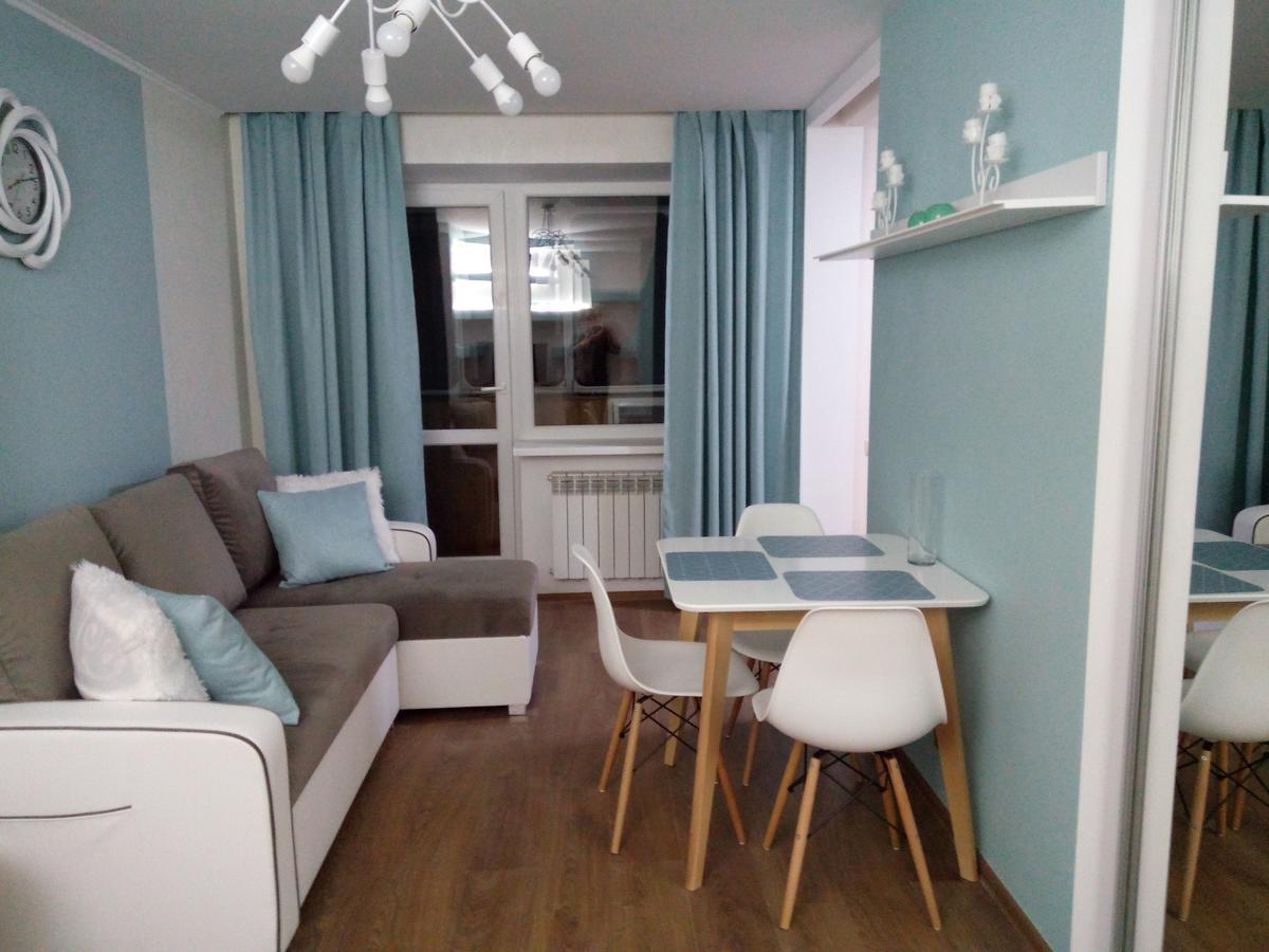 Two-Bedroom Apartment In The Center Khmelʼnytsʼkyy Exteriör bild